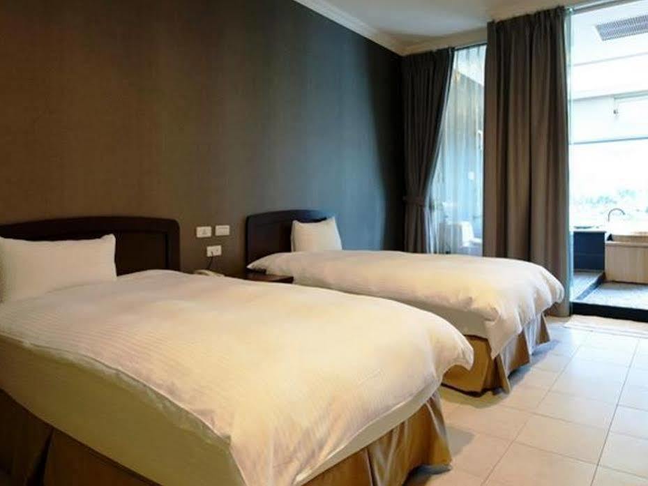 Lakeside Resort Nantou Exterior photo