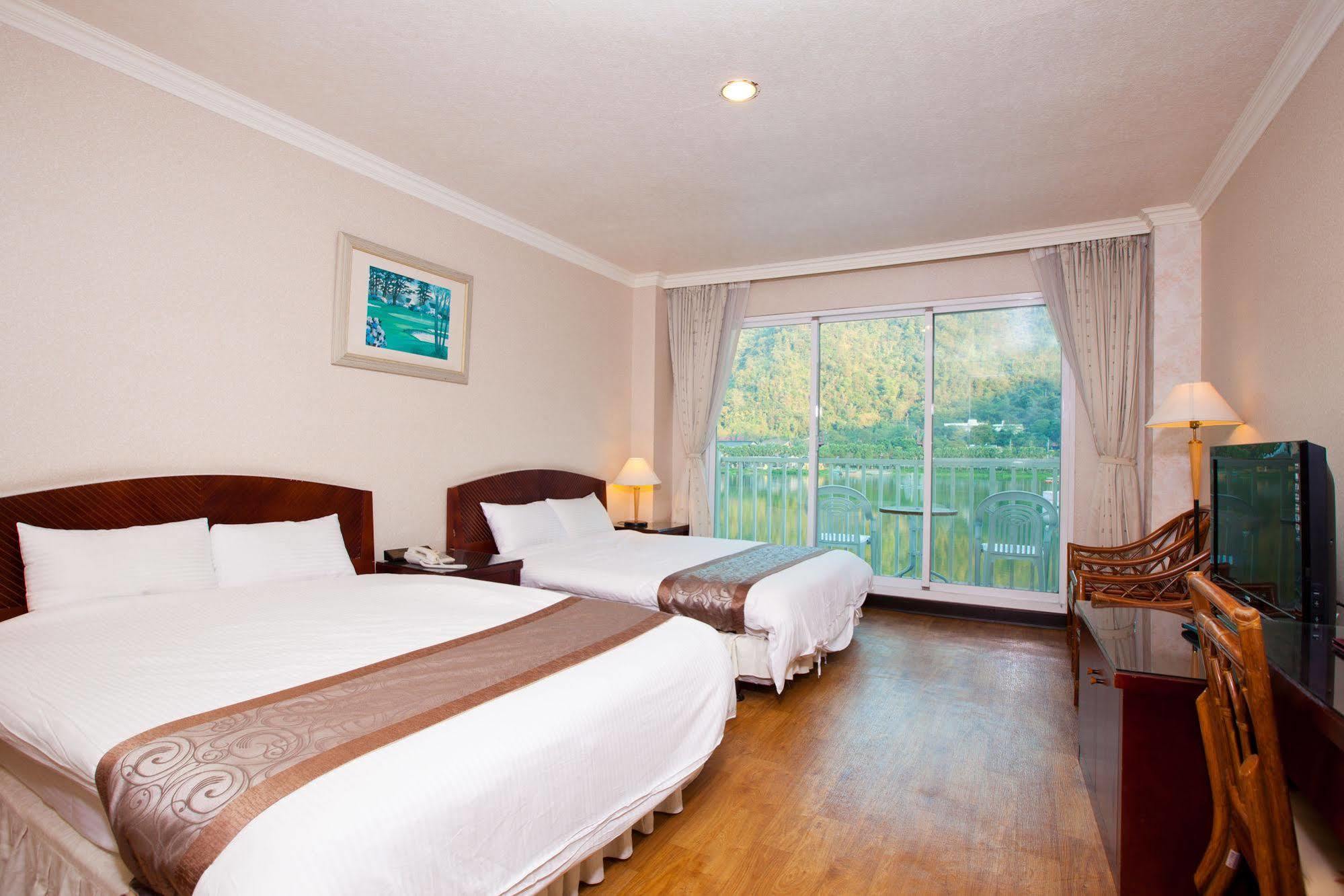 Lakeside Resort Nantou Exterior photo