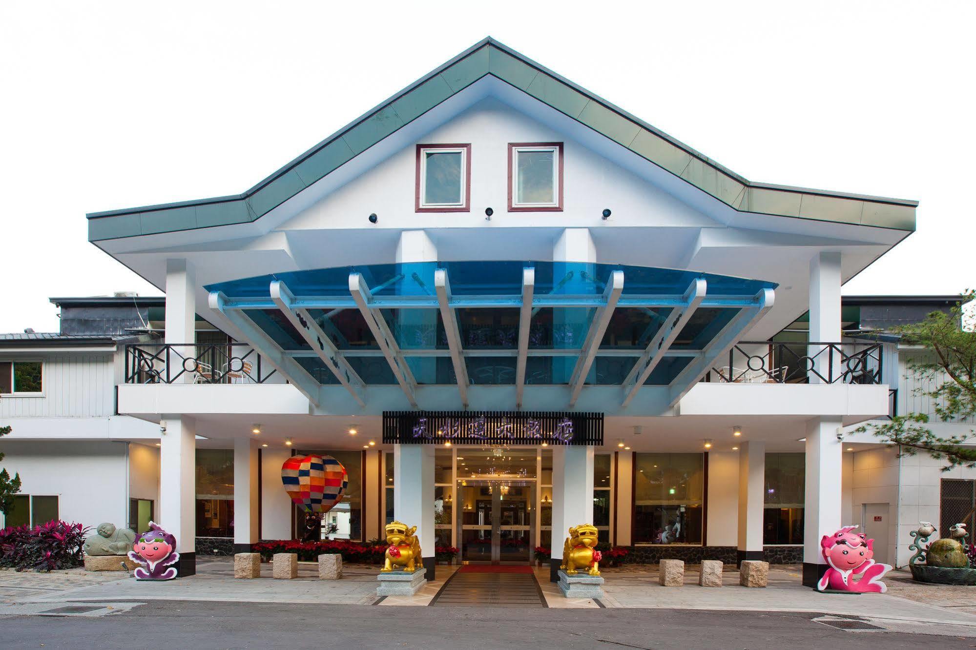 Lakeside Resort Nantou Exterior photo