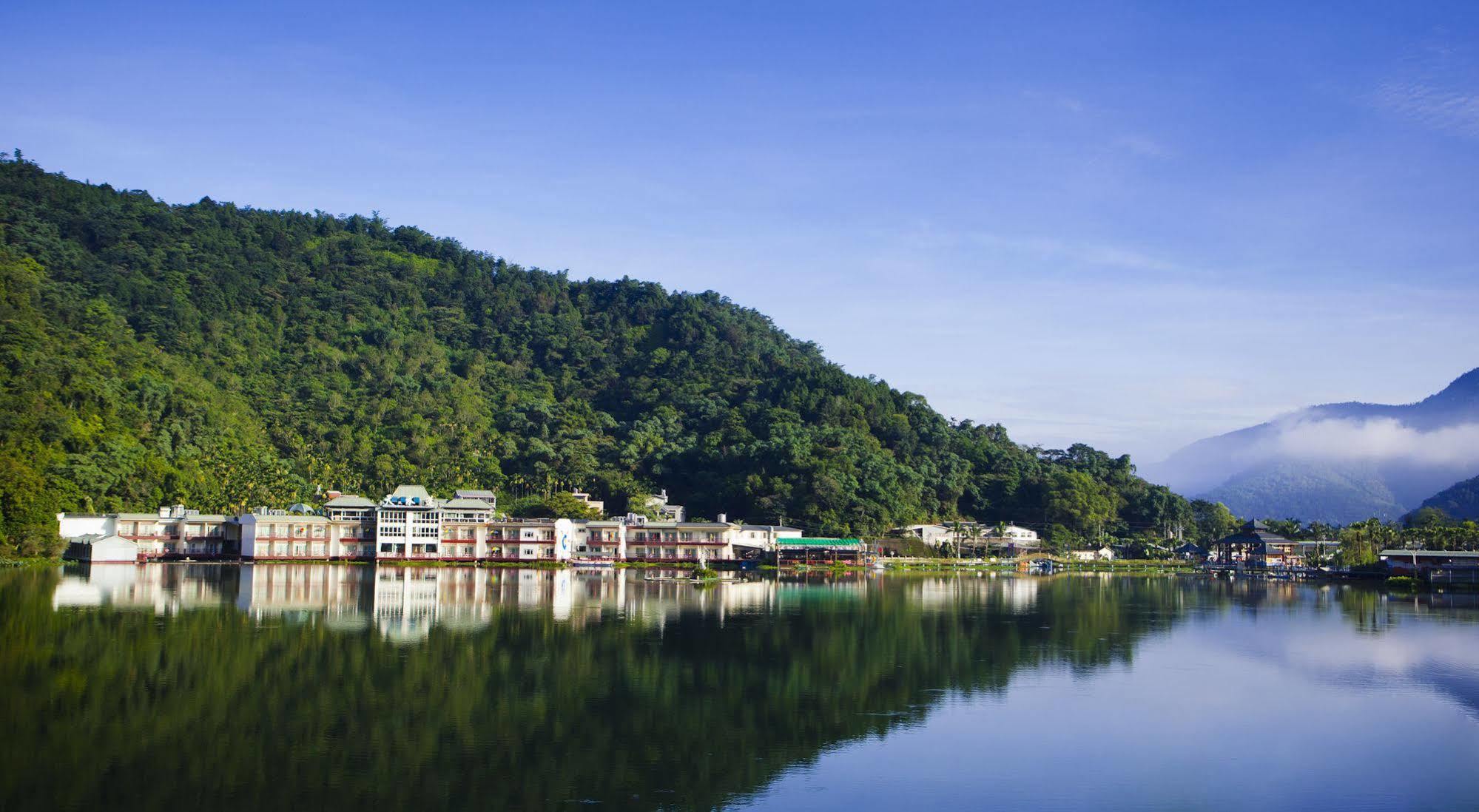 Lakeside Resort Nantou Exterior photo